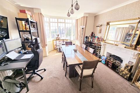 3 bedroom detached house for sale, Maney Hill Road, Sutton Coldfield, B72 1JU