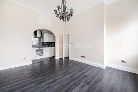 1 bedroom ground floor flat for sale, Shepherds Hill, Highgate N6