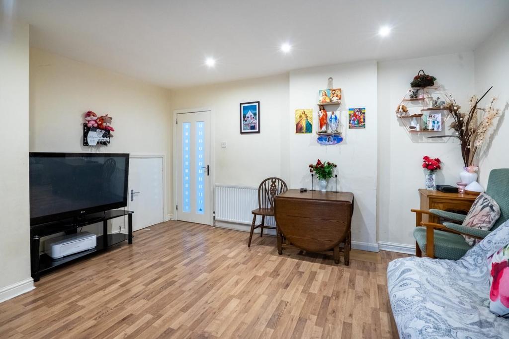 48 St Philips Grove-7.jpg