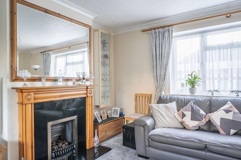 3 bedroom semi-detached house for sale, Wentworth Way, South Croydon CR2