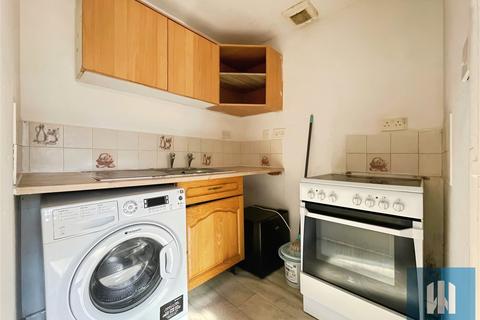 1 bedroom apartment to rent, Leeds Road, Huddersfield, HD2