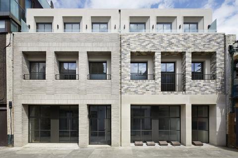 House for sale, 20 King's Mews, London, WC1N 2JB
