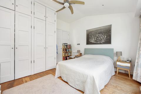 4 bedroom terraced house for sale, London WC1N