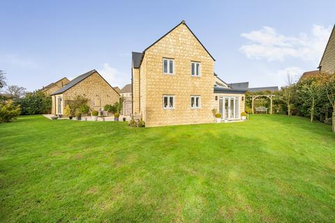 4 bedroom detached house for sale, Hitchings, Cricklade, Cricklade, SN6