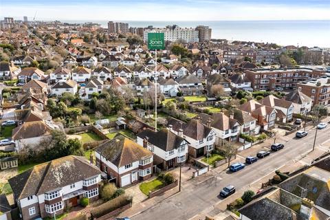 Sandwich Road, Worthing, West Sussex, BN11