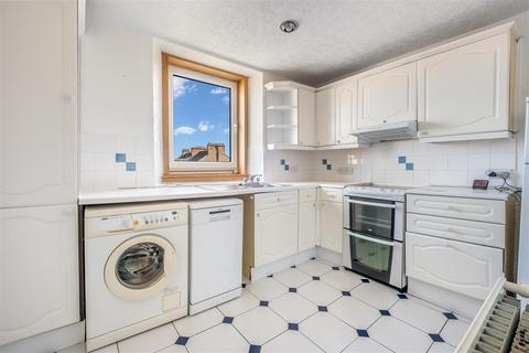 2 bedroom flat for sale, Gray Street, Broughty Ferry DD5
