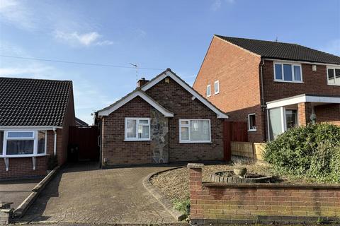 2 bedroom detached bungalow for sale, Belvoir Drive East, Aylestone LE2