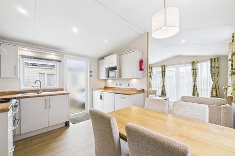 2 bedroom detached house for sale, Tewkesbury Road, Norton, Gloucester, Gloucestershire, GL2