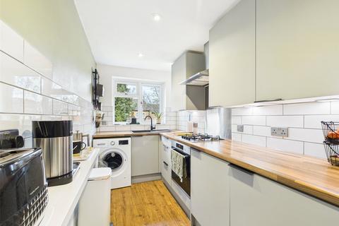 1 bedroom maisonette for sale, Corsham Road, Calcot, Reading, Berkshire, RG31
