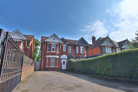 4 bedroom semi-detached house for sale, Portsmouth Road, Woolston, Southampton