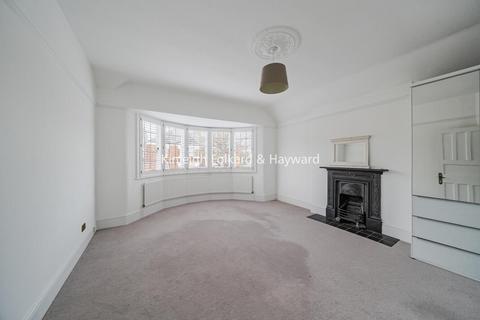 4 bedroom detached house for sale, Orpington Road, Winchmore Hill, London, N21
