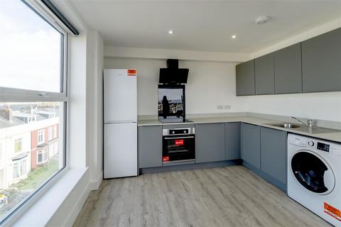 2 bedroom apartment to rent, Greenbank Terrace, Greenbank, Plymouth