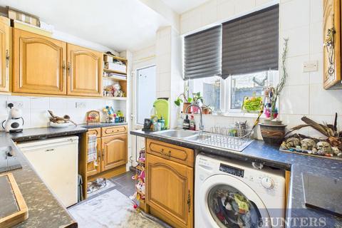 2 bedroom terraced house for sale, Trafalgar Terrace, Scarborough