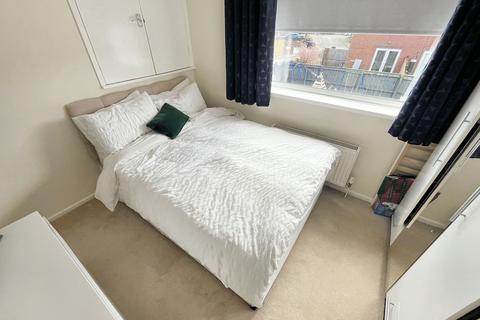 2 bedroom semi-detached house for sale, Hadleigh Crescent, Longlands , Middlesbrough, North Yorkshire, TS4 2TG