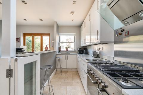 4 bedroom end of terrace house for sale, Thurlow Road, London