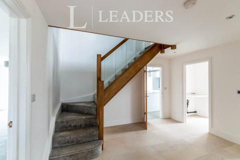 4 bedroom detached house to rent, Hale Street, East Peckham
