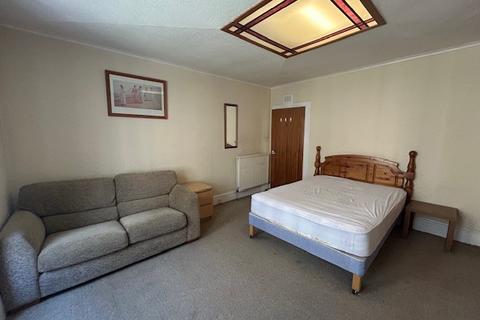 2 bedroom flat to rent, 2/1, 2 Forester Street, Dundee, DD1 1LZ