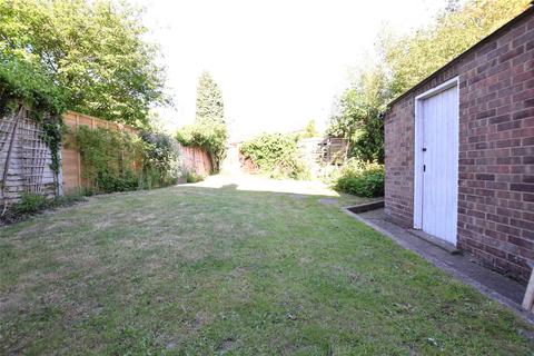 3 bedroom semi-detached house to rent, Tudor Drive, Sevenoaks TN14