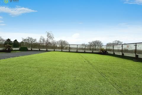 Studio for sale, Walsall Road, Birmingham B42