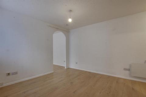 Studio for sale, 139 Ashfield Road, London