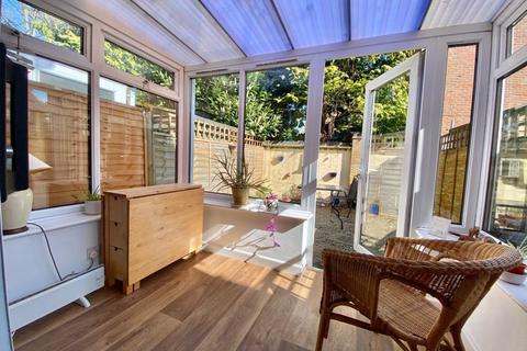 2 bedroom terraced house for sale, George Street Place, Warminster