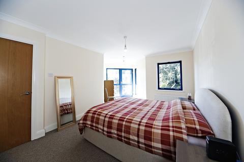 2 bedroom penthouse for sale, Edison Road, Bromley BR2