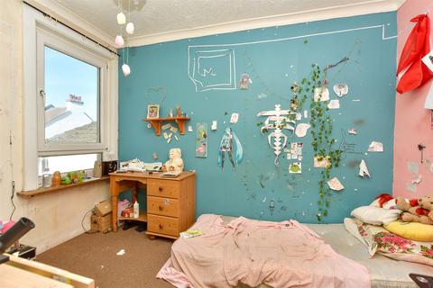3 bedroom terraced house for sale, Albany Road, Gillingham, Kent