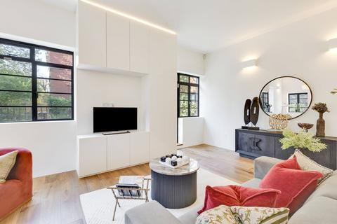 4 bedroom semi-detached house for sale, Netherhall Gardens, London