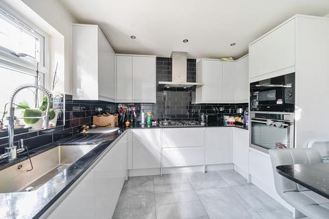 4 bedroom terraced house for sale, Somervell Road, Harrow