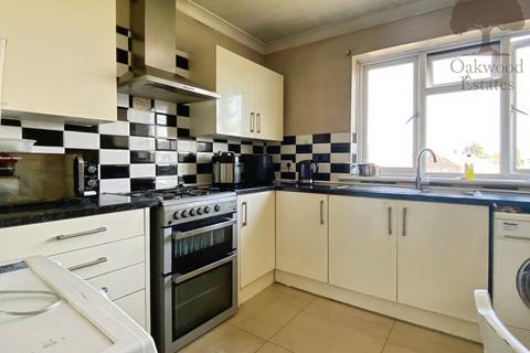 7 bedroom house of multiple occupation to rent, Taplow Road, Maidenhead SL6