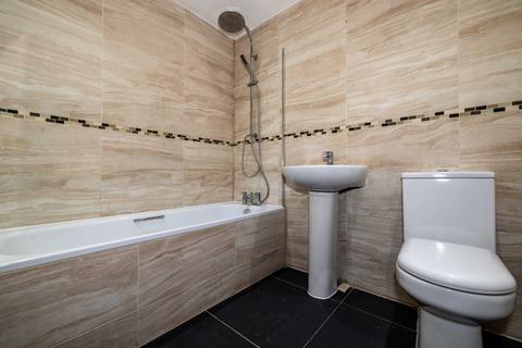 4 bedroom house to rent, West Street, Faversham, Kent, ME13