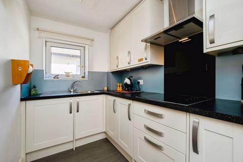 1 bedroom retirement property for sale, Strand, Teignmouth TQ14