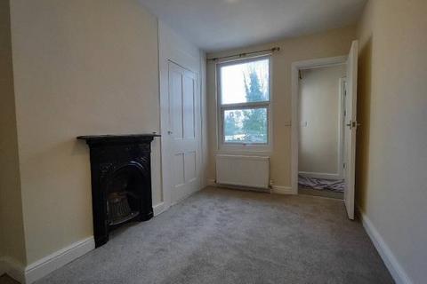 1 bedroom flat to rent, SNODLAND, ME6 5AA.