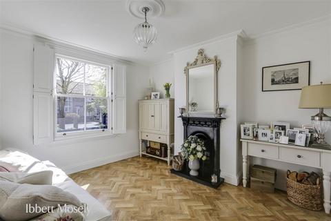 2 bedroom semi-detached house for sale, South Bank, Westerham TN16