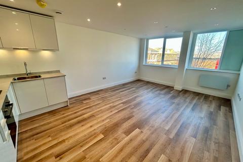 2 bedroom apartment to rent, New Road, Trinity Point New Road, DA11