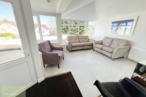 1 bedroom in a house share to rent, Hunt Street, Swindon, SN1 3HW