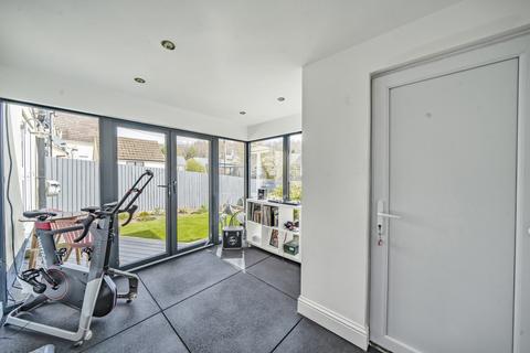 3 bedroom terraced house for sale, Mays Crescent, Cheltenham GL54
