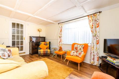 2 bedroom semi-detached house for sale, Cross Lane West, Gravesend, Kent