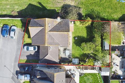 4 bedroom detached house for sale, Reeds, Cricklade, SN6
