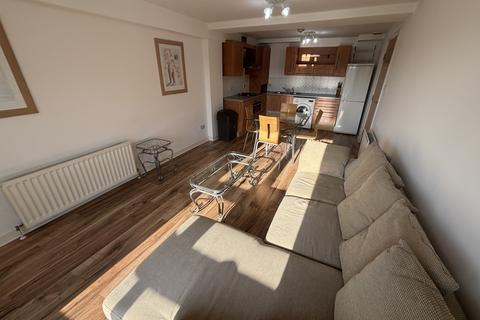 2 bedroom apartment to rent, moir street, Glasgow G1
