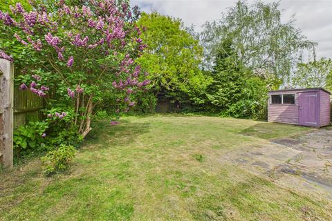 3 bedroom detached house to rent, Aylesbury HP21