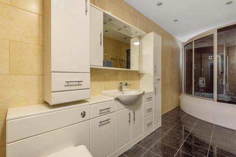 4 bedroom semi-detached house for sale, Reading,  Berkshire,  RG30