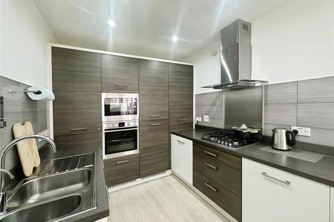 4 bedroom end of terrace house to rent, Catherine Howard Close, Kent ME20