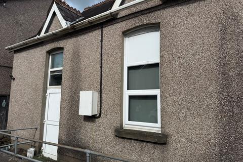 Studio to rent, Station Road, Ammanford SA18