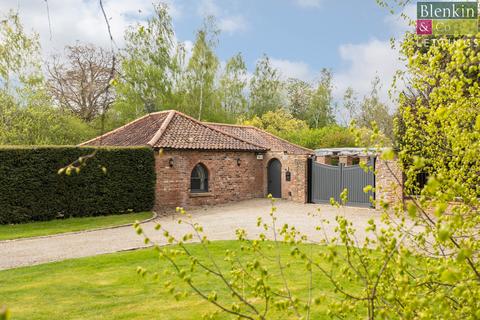2 bedroom cottage to rent, The Gate House, Water Fulford Hall, York, North Yorkshire