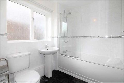1 bedroom detached house to rent, Milton Keynes MK12