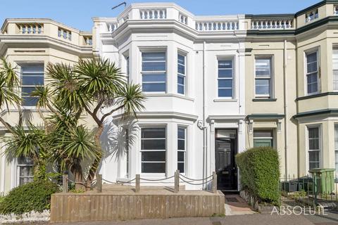 4 bedroom terraced house for sale, Babbacombe Road, Torquay, TQ1