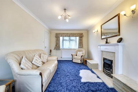 4 bedroom detached house for sale, James Gavin Way, Oadby, Leicester