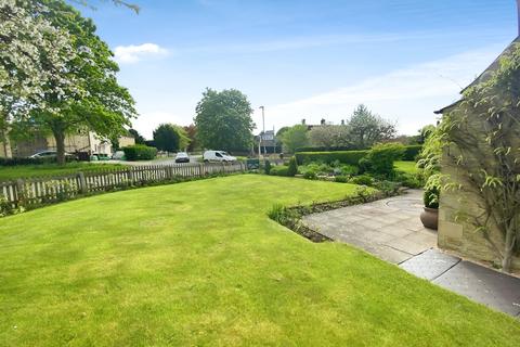 3 bedroom detached house to rent, Stamford Road, PE6