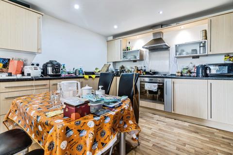 2 bedroom apartment for sale, Elmira Way, Salford M5